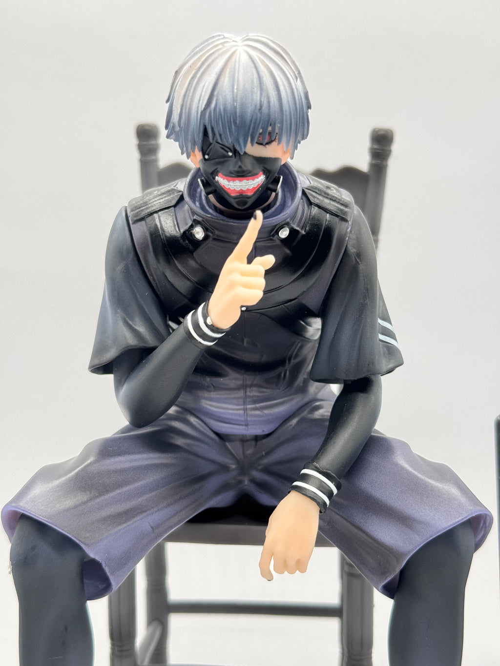 Ken Kaneki Aogiri Tree Chair V2 (Tokyo Ghoul) – Statua GK 18cm