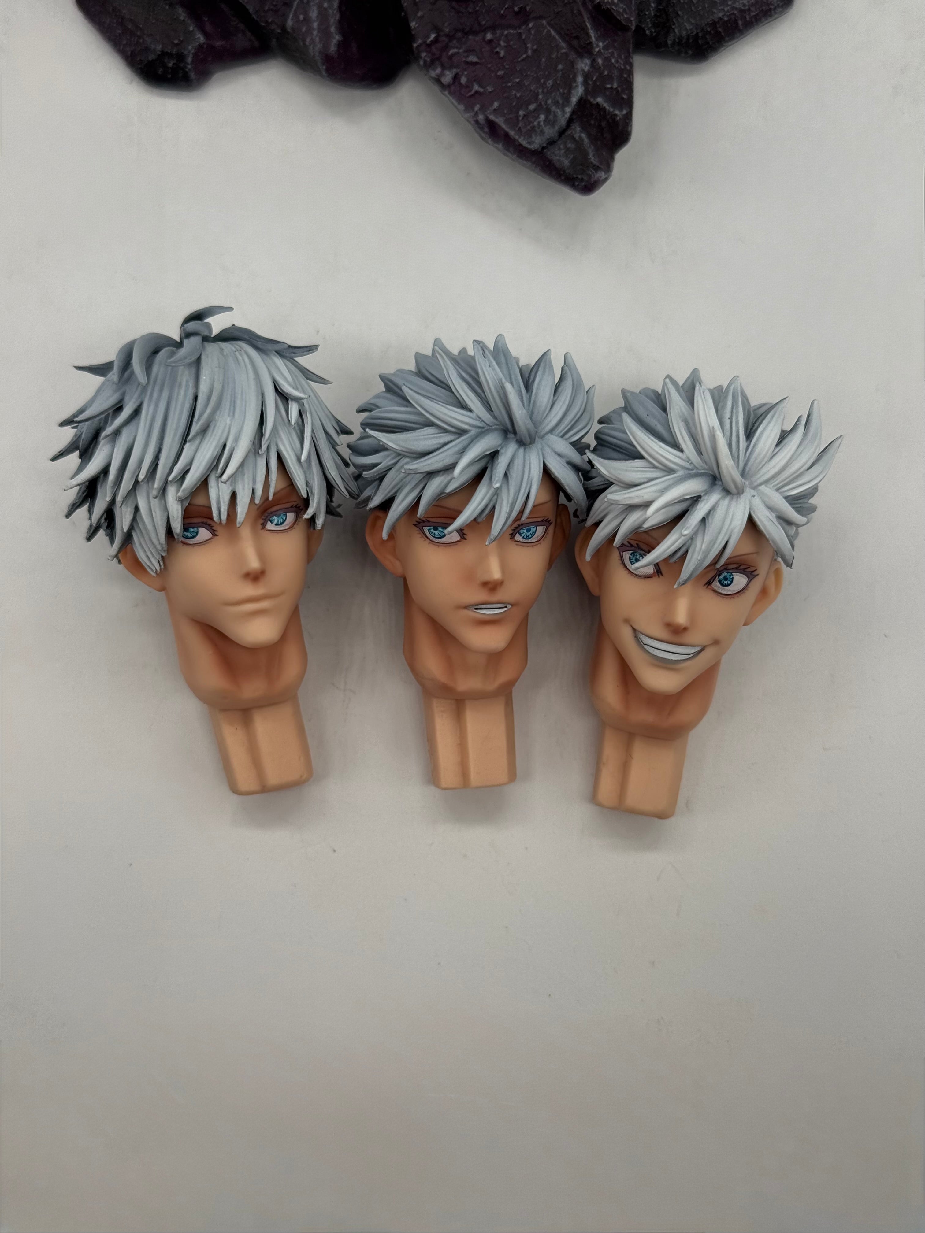 Statua Gojo Satoru Jujutsu Kaisen - GK Figure PVC 36cm (Doppio Busto + 3 Teste)