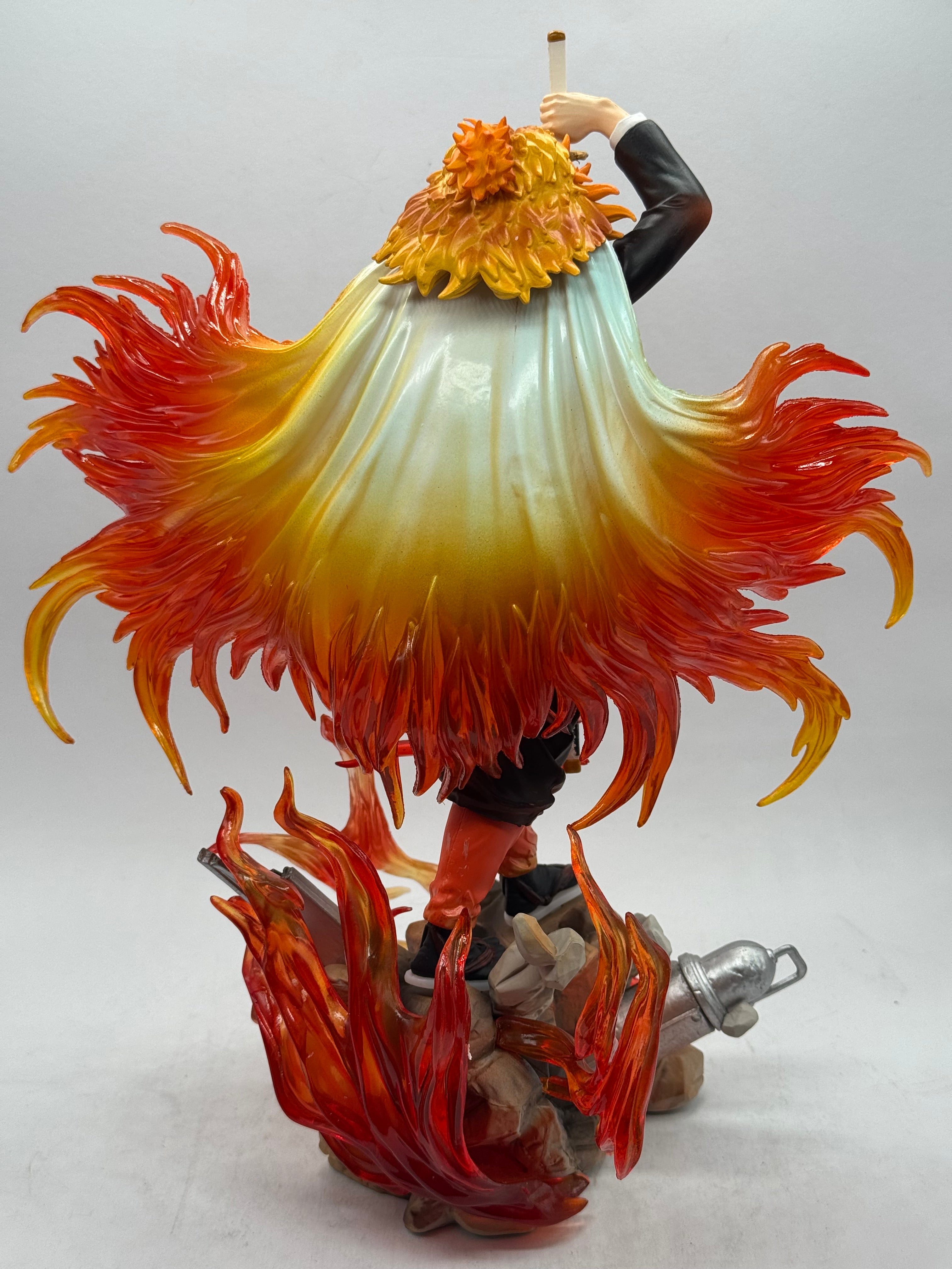 Kyojuro Rengoku Flame Hashira (Demon Slayer) – Statua GK Figure 30cm 1/6