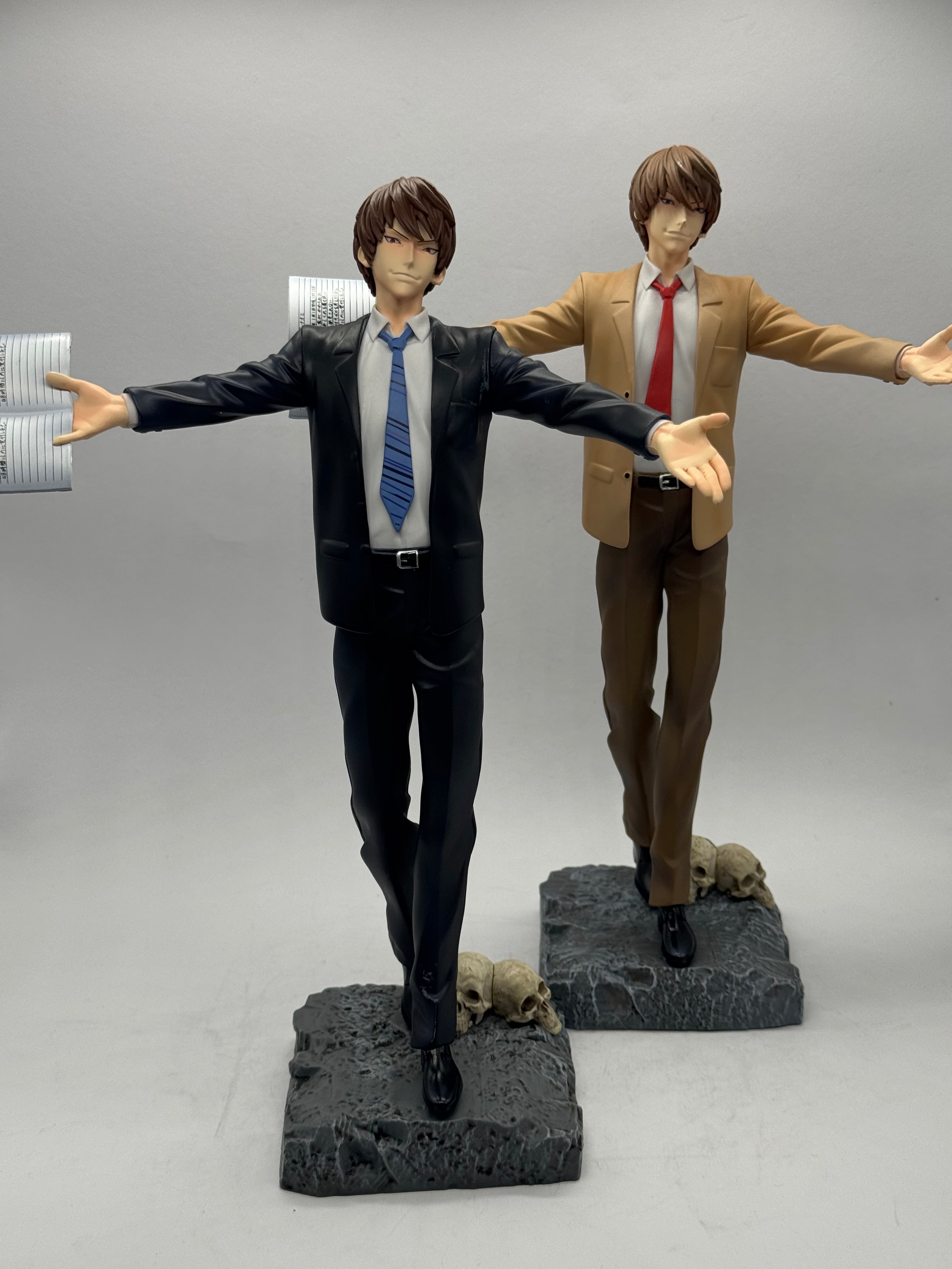 Light Yagami Kira (Death Note) – Statua GK 30cm 1/6 (Disponibile in 2 Varianti)