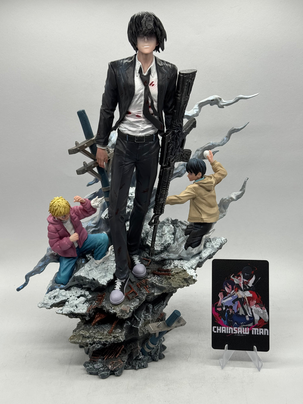 Aki Hayakawa Gun Devil Form (Chainsaw Man) – Statua 33cm 1/6 GK Figure (Deluxe Edition)