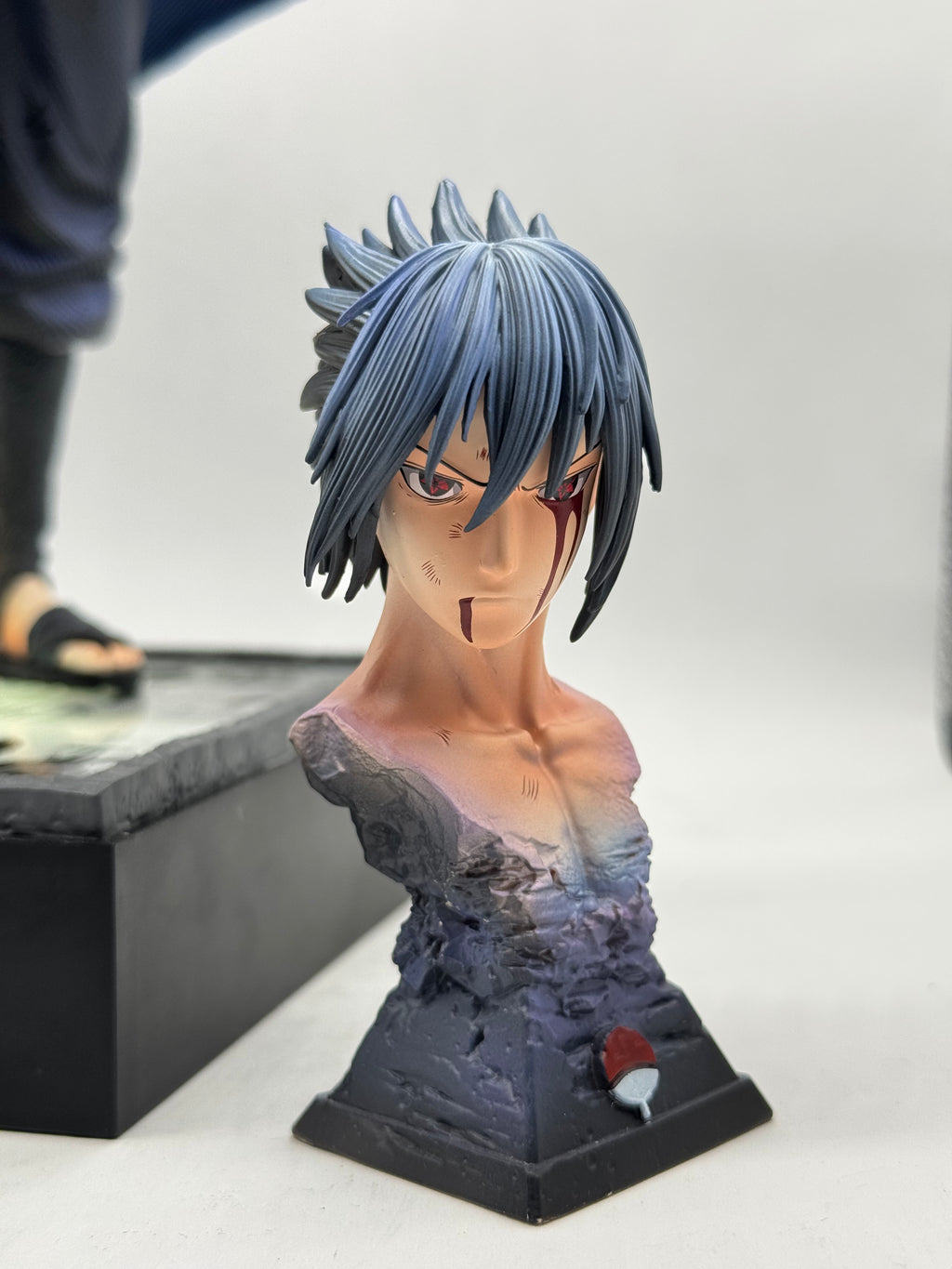 Sasuke Uchiha GK Figure Style 35cm LED CK Studio - Statua Anime in PVC Doppia Testa