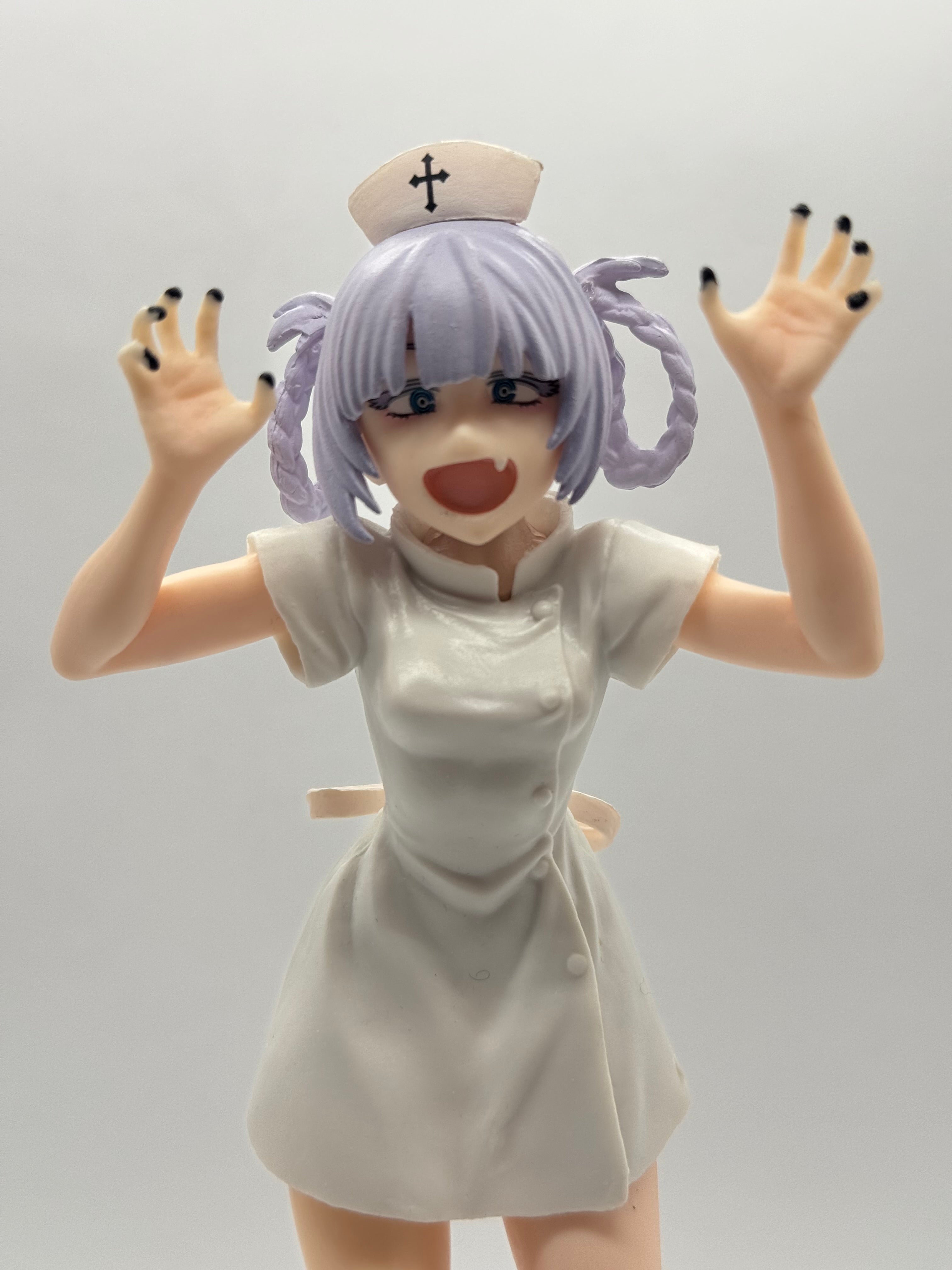 Statua Nazuna Nanakusa (Nurse Ver.) Call Of The Night - GK Figure 19cm