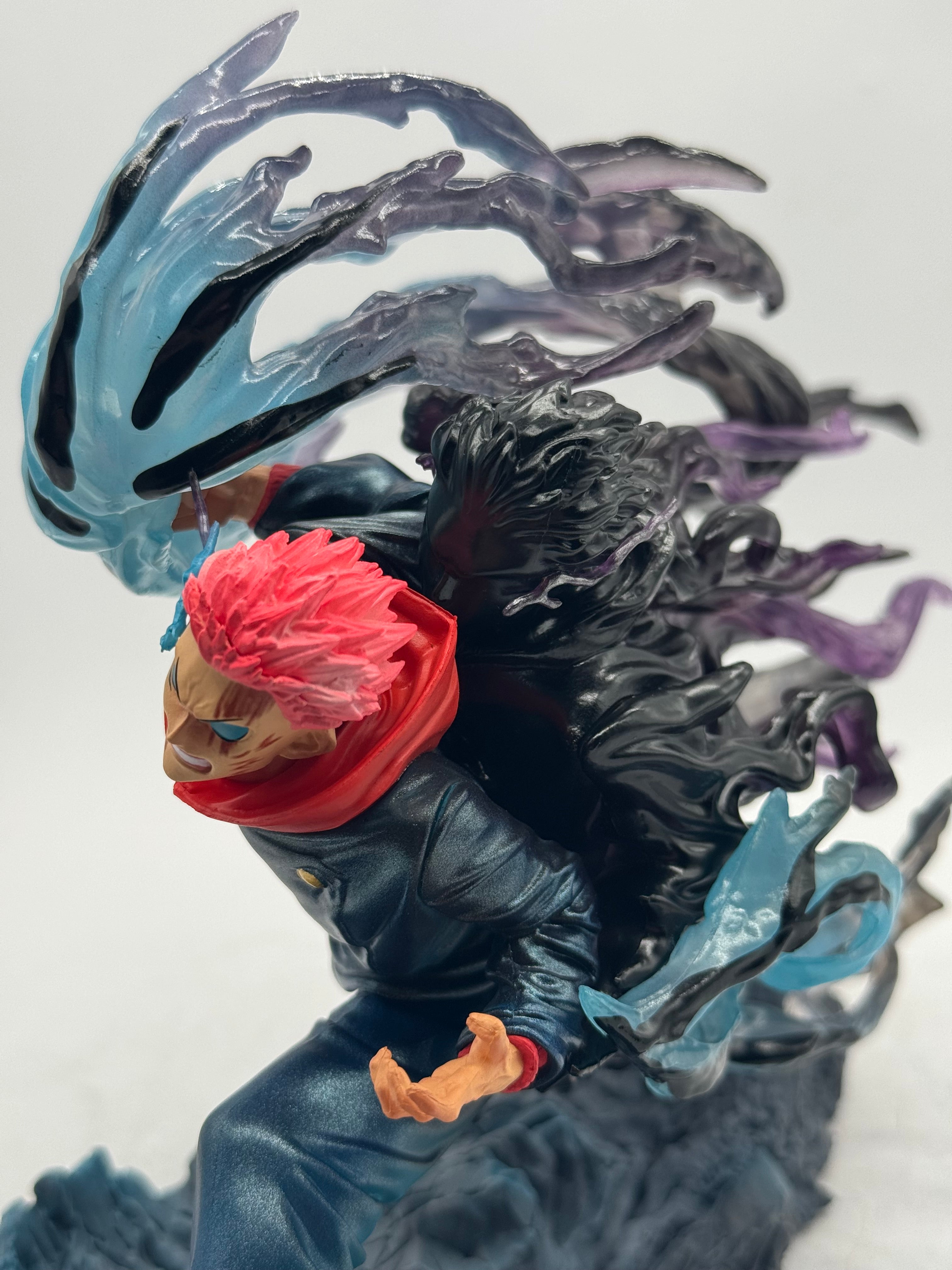 Statua Yuji Itadori (Black Flash Ver.) Jujutsu Kaisen - GK Figure 17cm