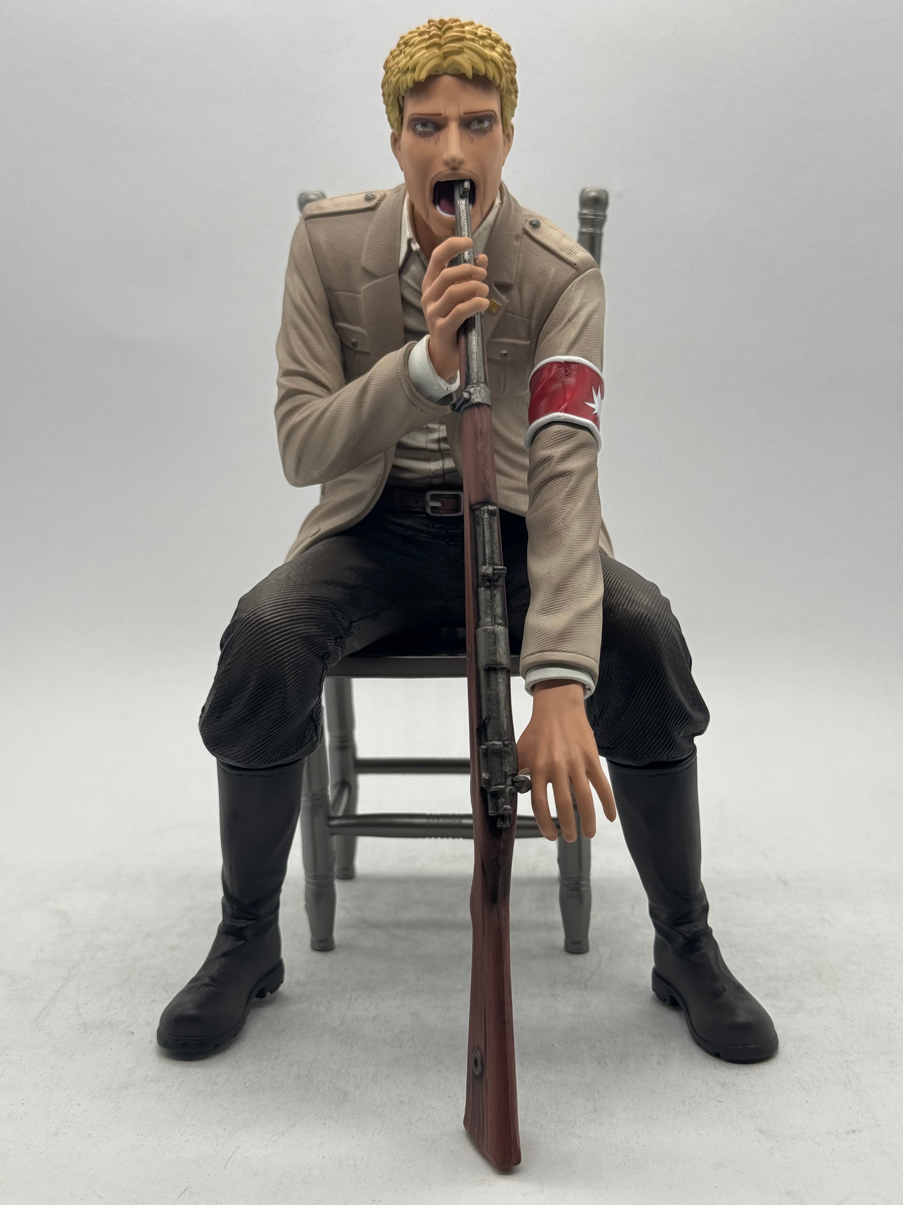 Statua Reiner Braun Attack On Titan - C4 Studio GK Figure