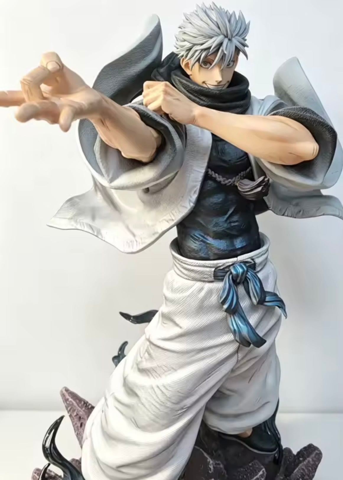 Statua Gojo Satoru - GK Figure PVC 36cm (Doppio Busto + 3 Teste)