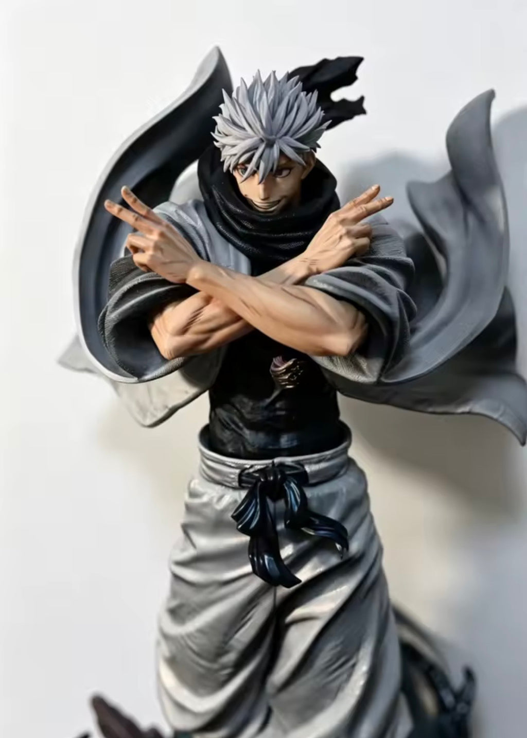 Statua Gojo Satoru - GK Figure PVC 36cm (Doppio Busto + 3 Teste)