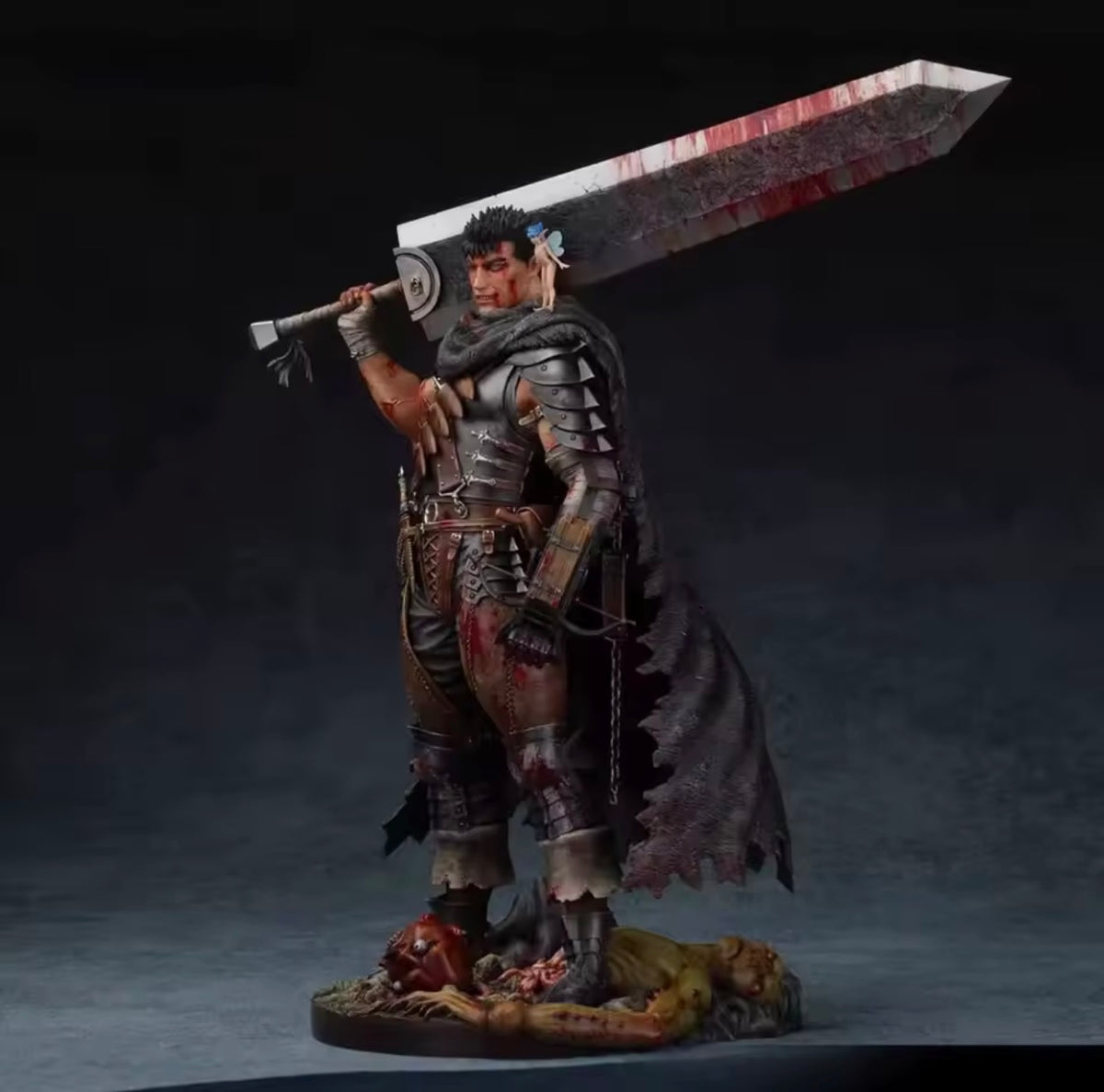 Statua Guts - Berserk The Black Swordsman Lost Children Arc Redecoration Ver. 32cm